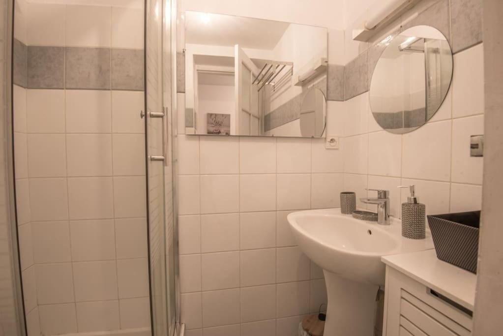 Le Botanica Apartment